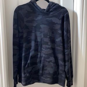 Lululemon Loungeful Hoodie size 16
